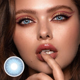 Lentes de contacto de color azul Helena